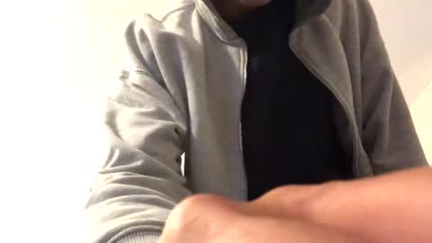 Snapshot of ahbehbi12 chatting on 09/11/25, 05:07 ahbehbi12 online show from 09/11/25, 05:07