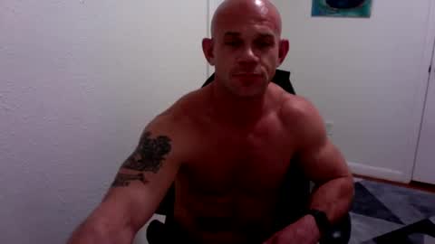 Snapshot of ahern1985 chatting on 09/14/25, 03:49 ahern1985 online show from 09/14/25, 03:49