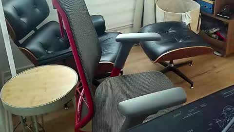 Ahmed online show from 11/02/25, 10:23