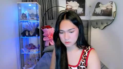 Ahmri online show from 11/21/25, 06:06