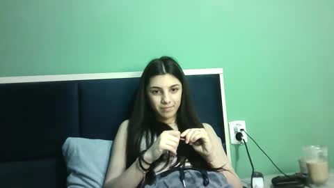 Selena online show from 03/01/25, 03:27