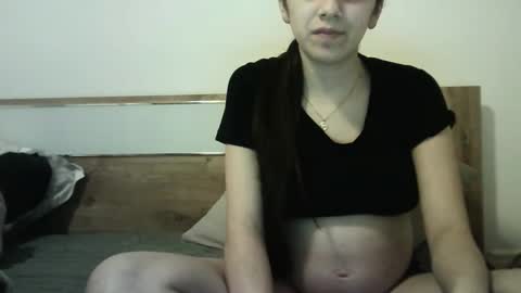 Selena online show from 11/09/25, 07:23