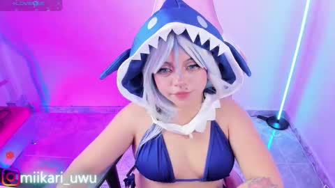 Snapshot of ahri_elderwood chatting on 09/29/25, 03:33 Ahri help me get to 100 online show from 09/29/25, 03:33