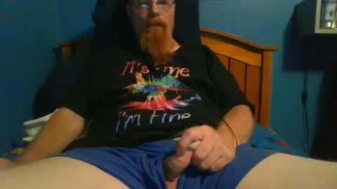 Snapshot of ahrnycumtoy chatting on 07/19/26, 06:39 hrnycummer online show from 07/19/26, 06:39
