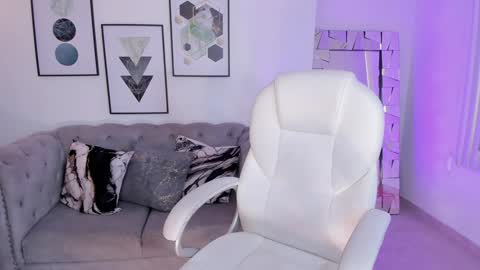 AIDA ADAMS online show from 01/21/25, 07:06