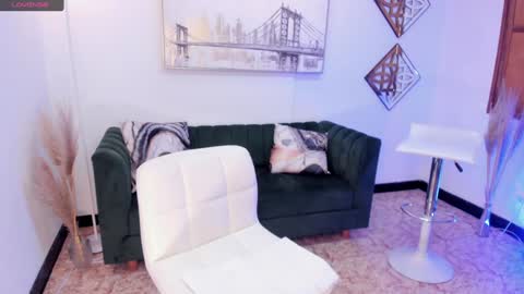 AIDA ADAMS online show from 02/08/25, 12:28