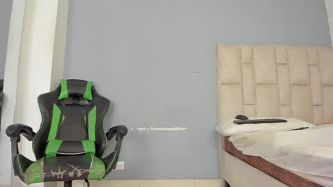 karoline  online show from 12/20/24, 12:19