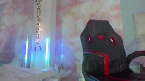 karoline  online show from 02/28/25, 03:48