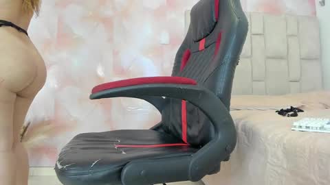 karoline  online show from 03/05/25, 06:45