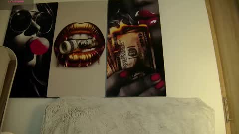 Aida  online show from 10/18/25, 11:11