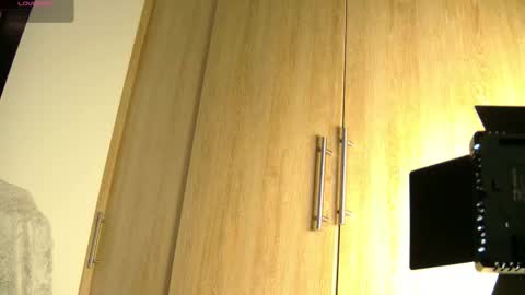 Aida  online show from 10/26/25, 11:16