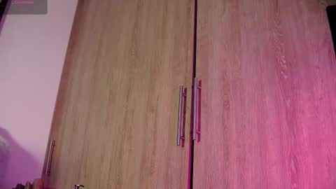 Aida  online show from 11/04/25, 11:42