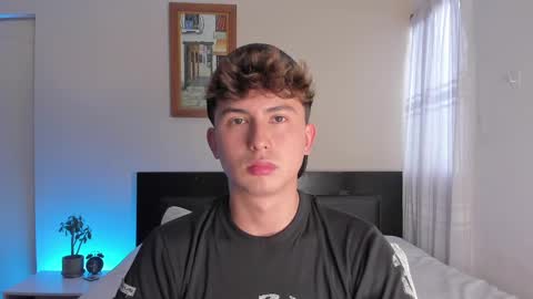 Snapshot of aidan_hale chatting on 12/22/24, 10:04 A H online show from 12/22/24, 10:04