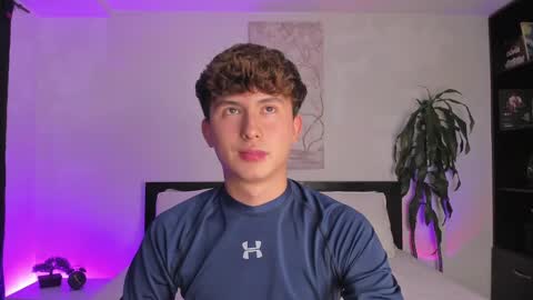 Snapshot of aidan_hale chatting on 01/14/25, 10:55 A H online show from 01/14/25, 10:55