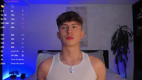 Snapshot of aidan_hale chatting on 01/30/25, 02:27 A H online show from 01/30/25, 02:27