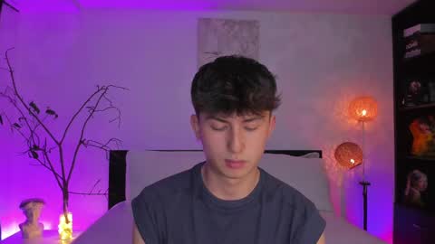 Snapshot of aidan_hale chatting on 02/16/25, 01:58 A H online show from 02/16/25, 01:58