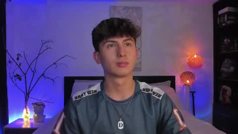 Snapshot of aidan_hale chatting on 02/27/25, 03:36 A H online show from 02/27/25, 03:36