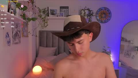 Snapshot of aidan_hale chatting on 09/14/25, 10:42 A H online show from 09/14/25, 10:42