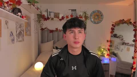 Snapshot of aidan_hale chatting on 11/12/25, 11:47 A H online show from 11/12/25, 11:47