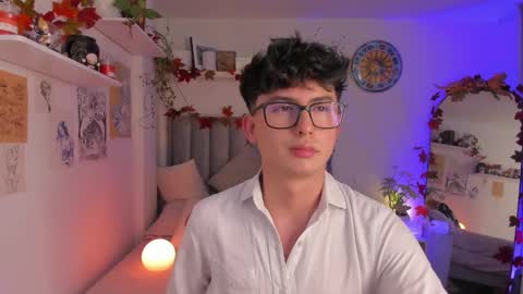 Snapshot of aidan_hale chatting on 11/16/25, 01:33 A H online show from 11/16/25, 01:33