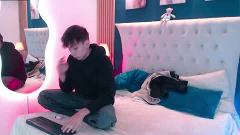 Aiden online show from 06/02/26, 12:40