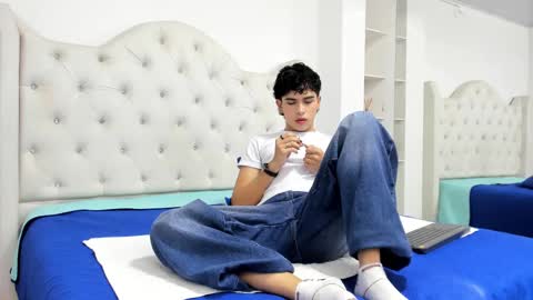 Aiden  online show from 02/27/25, 02:21