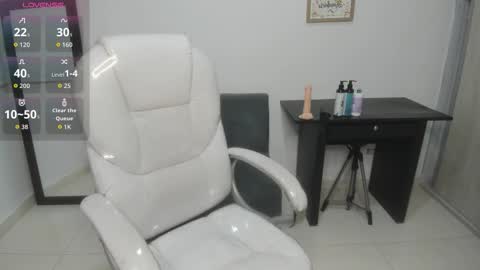 Ailyn online show from 10/04/25, 09:40