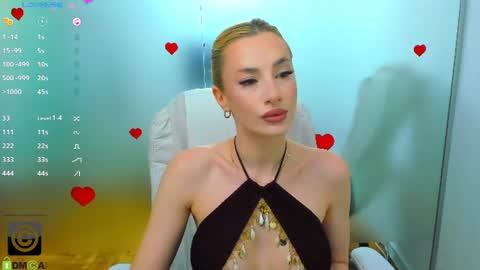 Snapshot of aileen_williams chatting on 06/13/26, 07:39 Allie online show from 06/13/26, 07:39