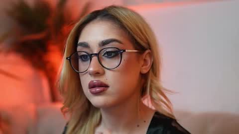  Aileen  online show from 02/25/26, 09:57