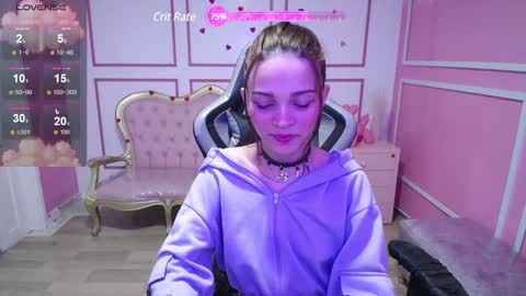 Snapshot of ailen_t chatting on 12/27/24, 04:15 Ailen online show from 12/27/24, 04:15