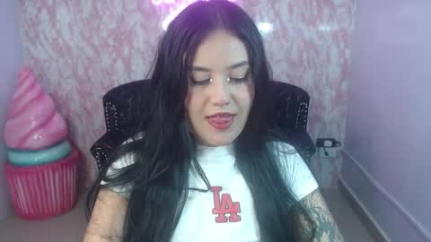 ailyn_ch1 online show from 02/18/26, 12:45