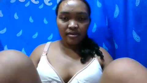 Snapshot of aimealdy chatting on 06/07/26, 12:42 aimealdy online show from 06/07/26, 12:42
