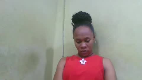 Snapshot of aimee982179 chatting on 05/14/26, 03:57 aimee982179 online show from 05/14/26, 03:57