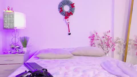 Snapshot of ainara_dolls chatting on 01/08/26, 02:58 ainara_dolls online show from 01/08/26, 02:58