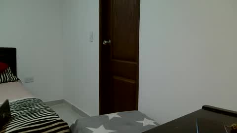 J  online show from 09/12/25, 12:38