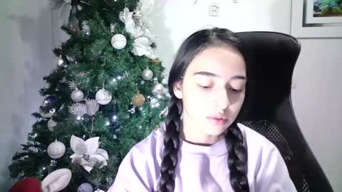 Snapshot of aineangeel chatting on 12/04/24, 12:30 AINE online show from 12/04/24, 12:30