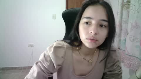 Snapshot of aineangeel chatting on 03/11/25, 12:11 AINE online show from 03/11/25, 12:11