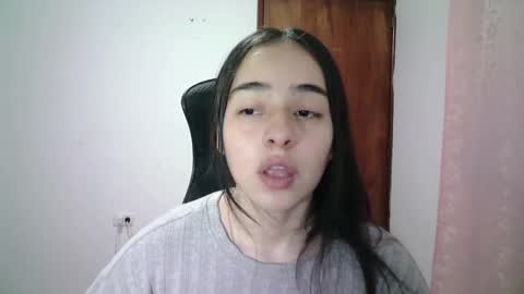 Snapshot of aineangeel chatting on 10/12/25, 12:20 AINE online show from 10/12/25, 12:20