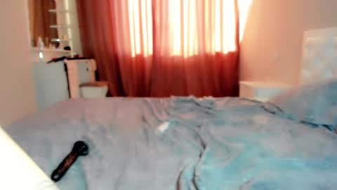 Snapshot of aira_vi chatting on 02/07/25, 05:52 Aira online show from 02/07/25, 05:52