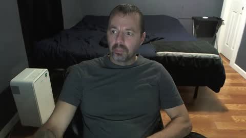 Daddy online show from 01/08/25, 11:41