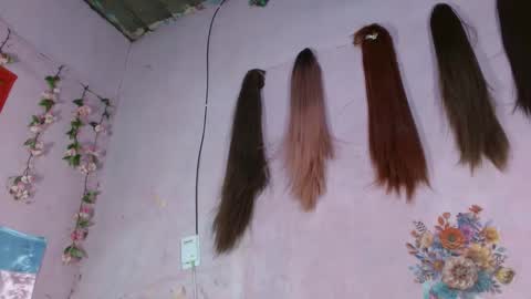 Snapshot of aisha_atenea chatting on 10/03/25, 07:16 Jess online show from 10/03/25, 07:16