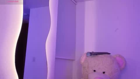 Ash             INDEPENDET MODEL  online show from 11/10/25, 03:05