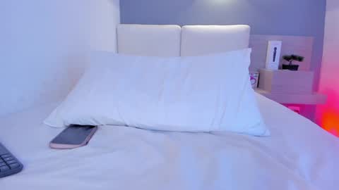 Aisha online show from 01/21/25, 08:11