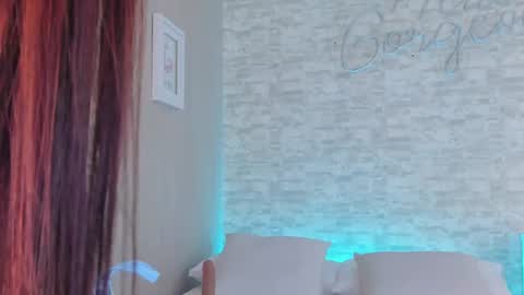 Aisha online show from 03/11/25, 07:58