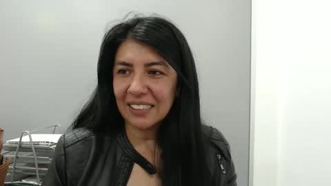 Katie   online show from 03/04/25, 05:24