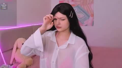 Aisha online show from 11/11/25, 09:20