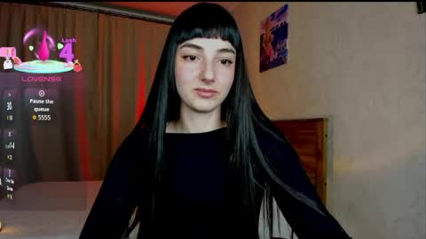 Aisha online show from 04/28/26, 10:26
