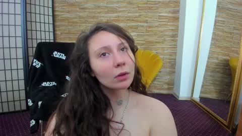 Aisha online show from 11/24/25, 05:40