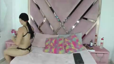 aishaxht online show from 05/09/26, 09:20