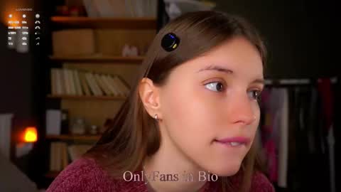 Aliza online show from 11/28/25, 01:19